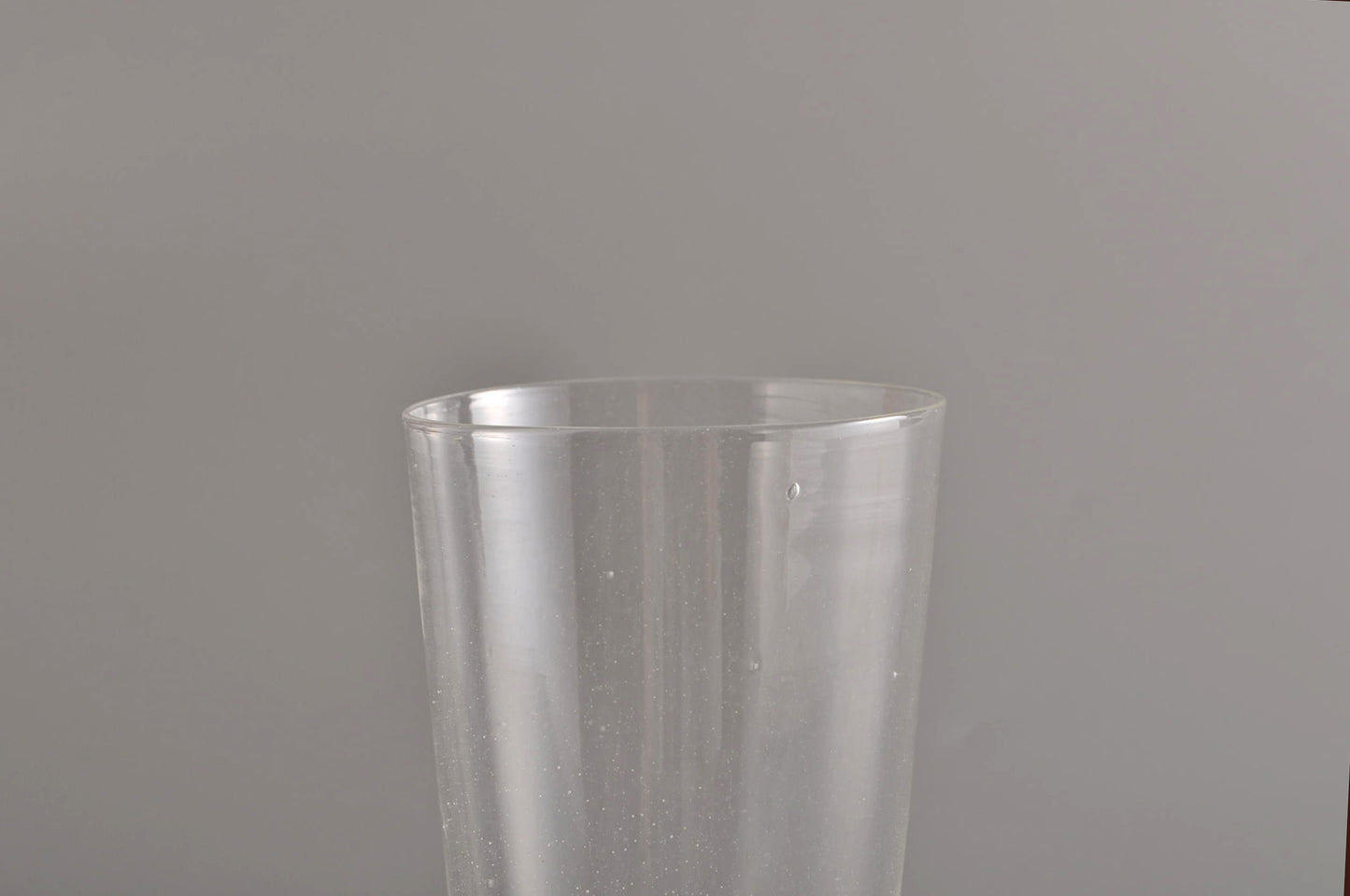 olive stained tumbler M 3391