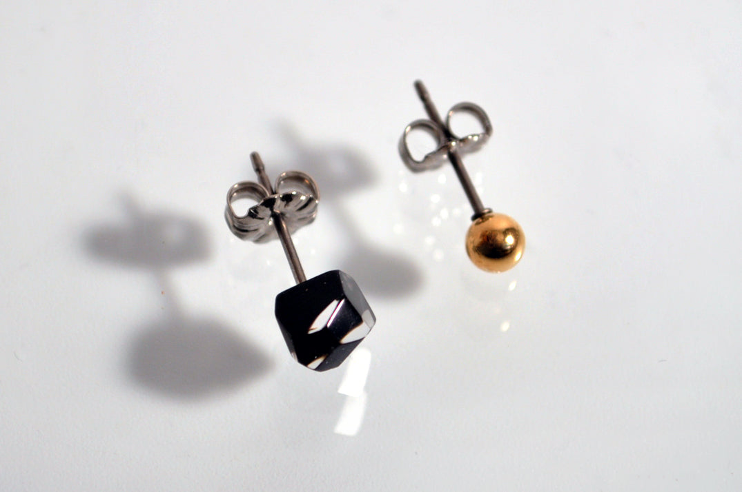 mica ピアス clear a00220