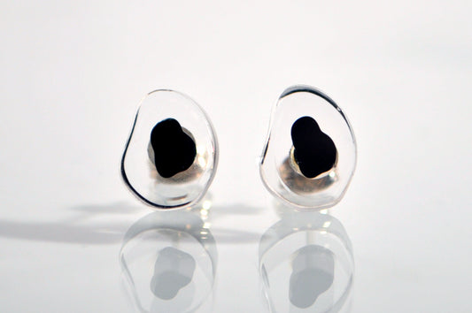 fructus ピアス black  a00221