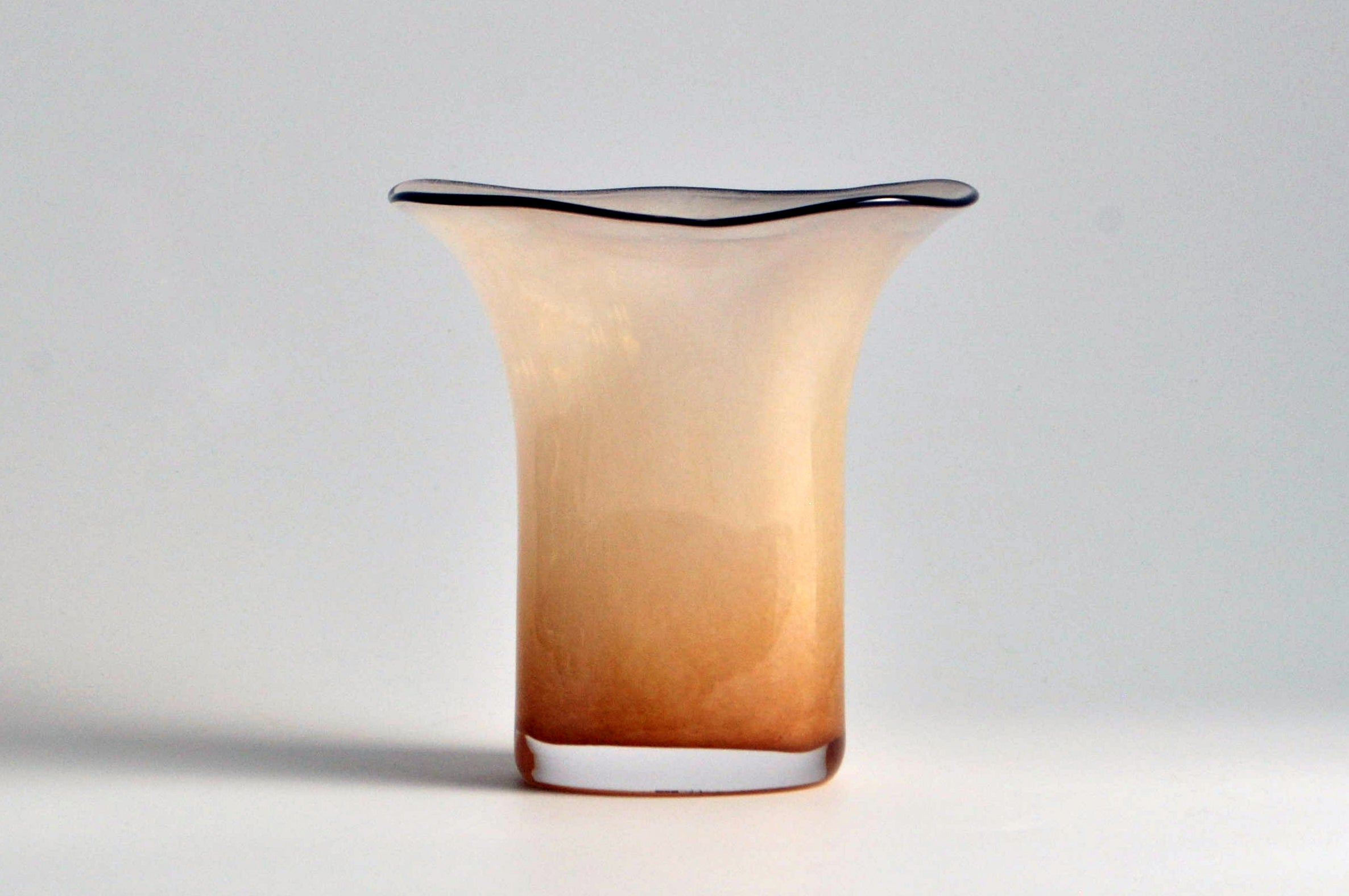 花瓶・フラワースタンド Fresco kasumi vase L ivory カスミ ベース（フレスコ／fresco） フリーデザイン ｜ 北欧・ロング