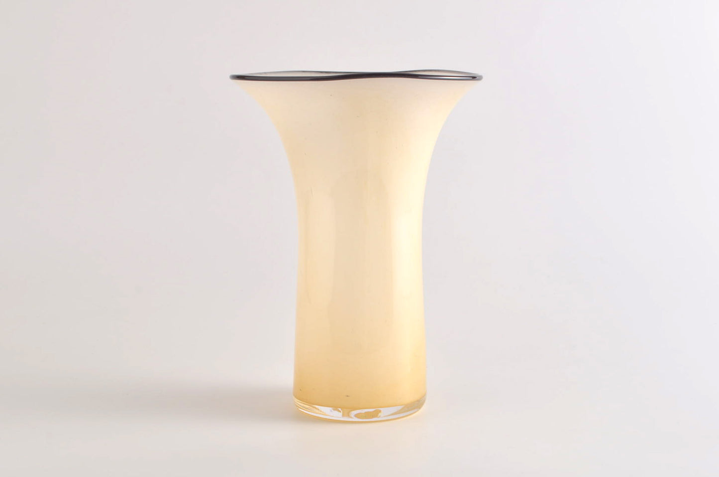 kasumi vase M sand beige 4190