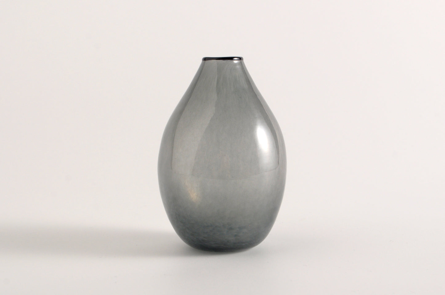 kasumi mini vase grey a00201