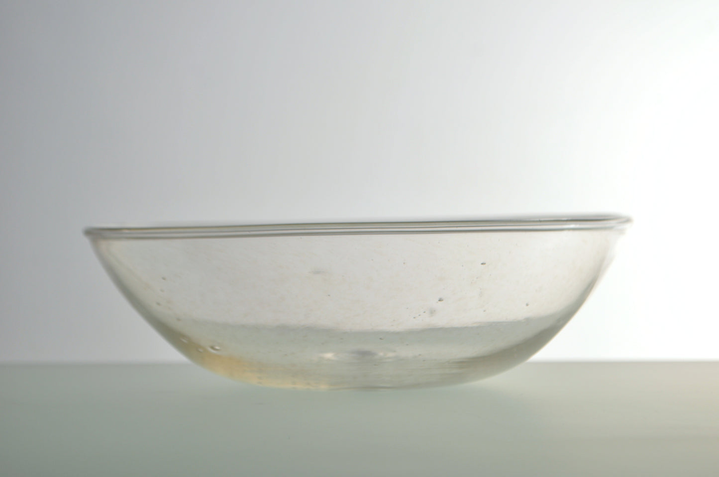 olive stained bowl M 3403