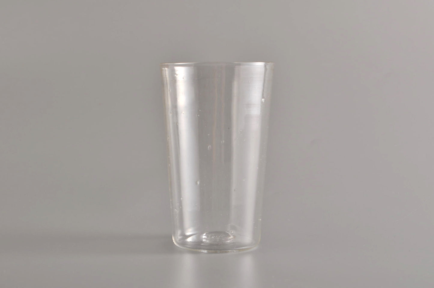 olive stained tumbler M 3392