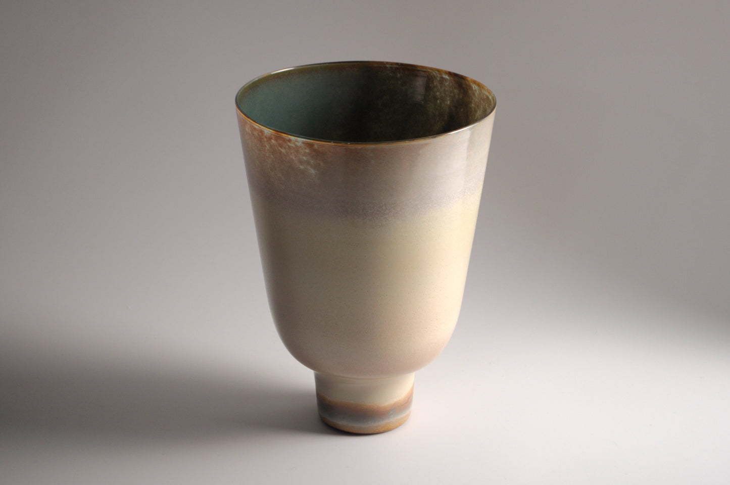 1.9m vase green 4828