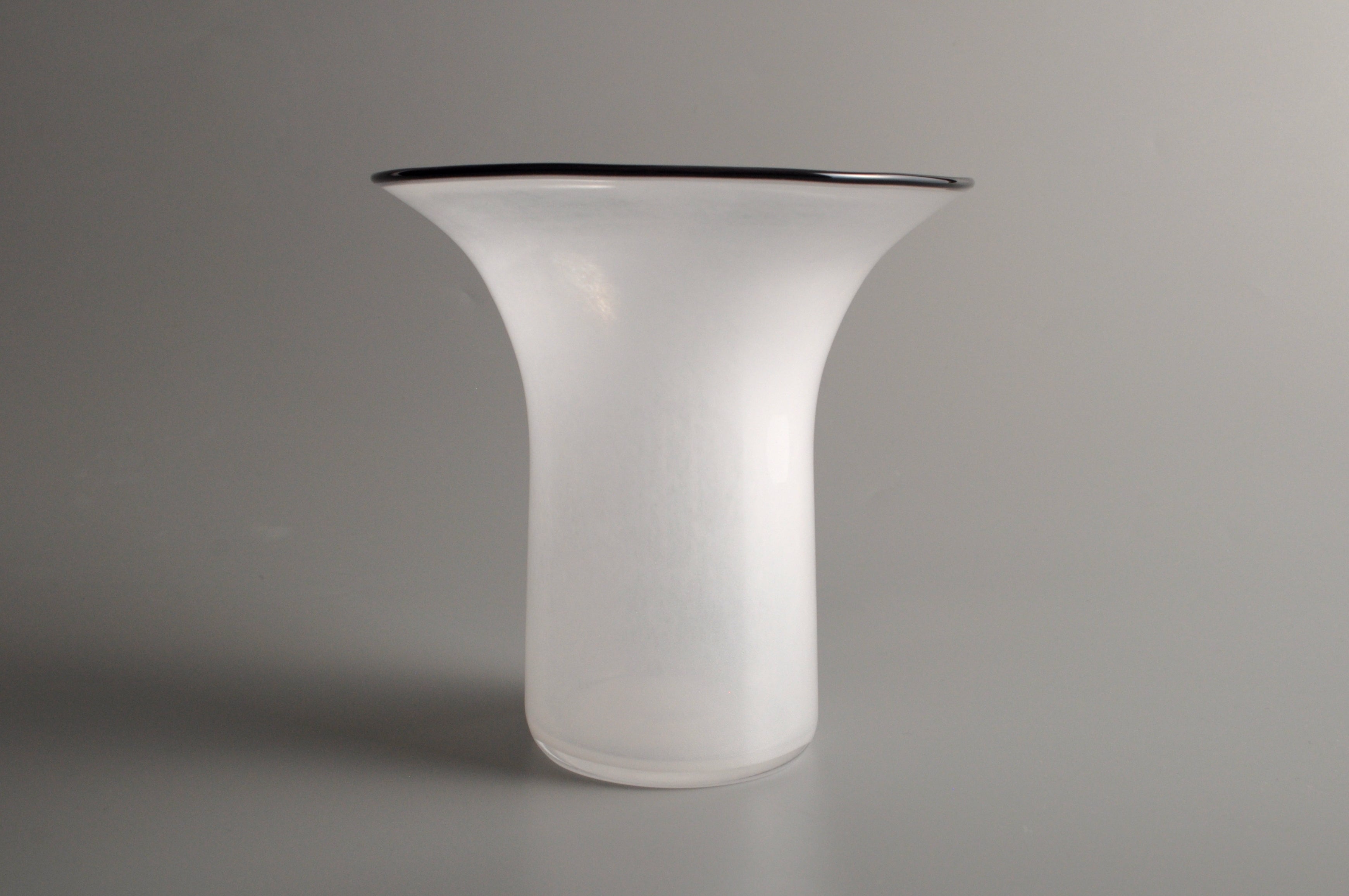 花瓶・フラワースタンド Fresco kasumi vase L ivory カスミ ベース（フレスコ／fresco） フリーデザイン ｜ 北欧・ロング