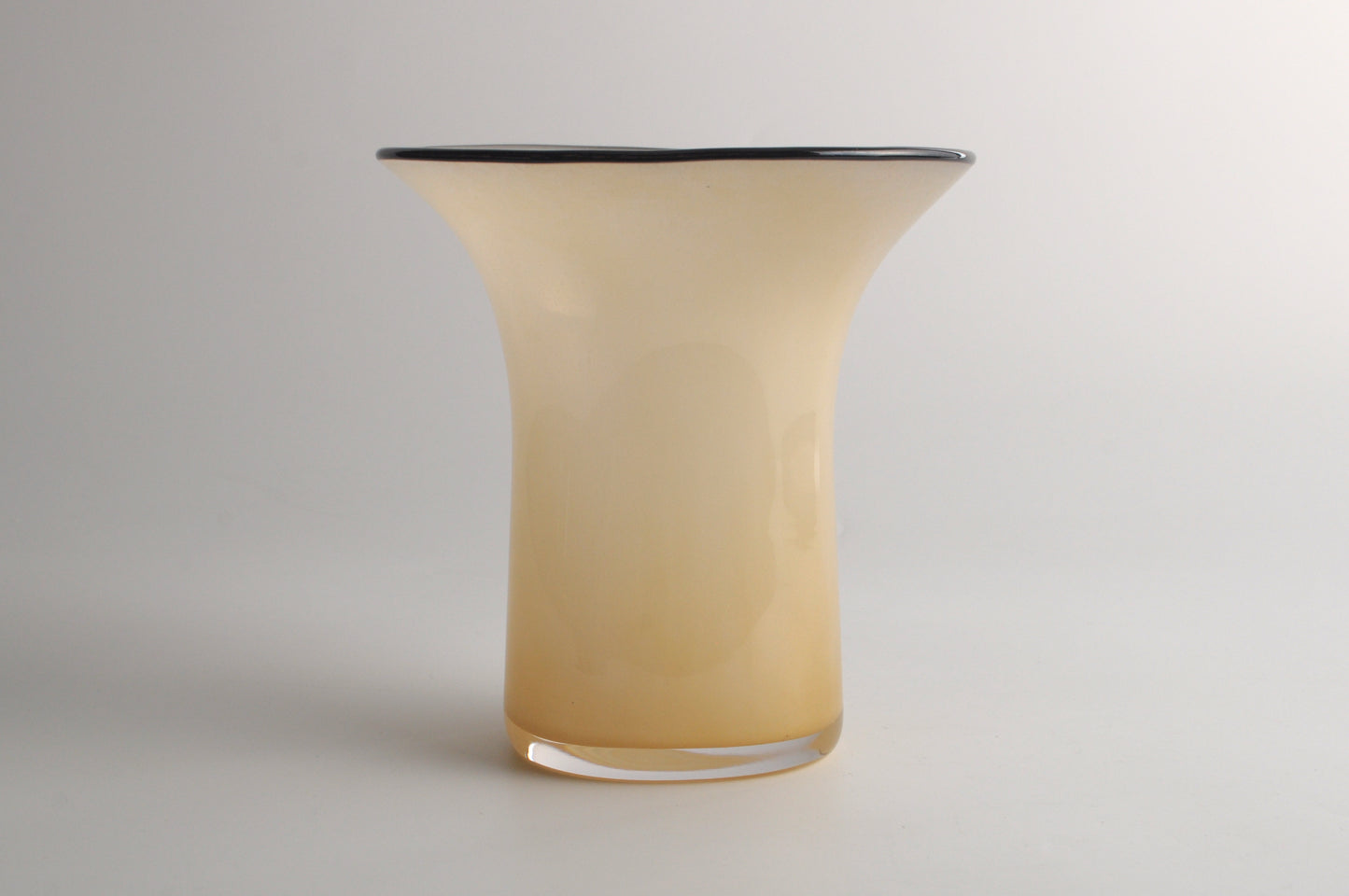 kasumi vase S sand beige a00184