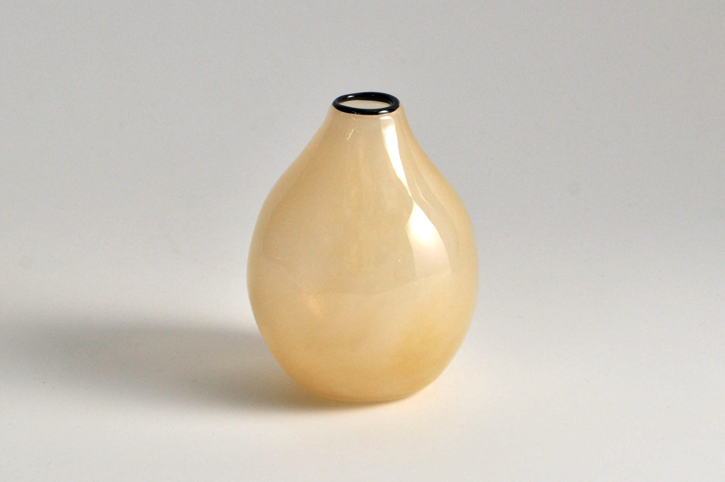 kasumi mini vase sand beige a00244