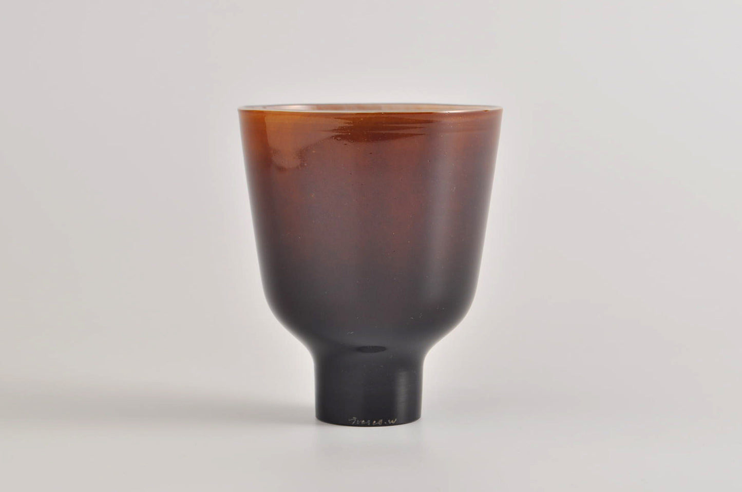 1.9m glass brown 3369